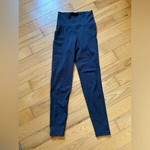 Women’s athletic leggings